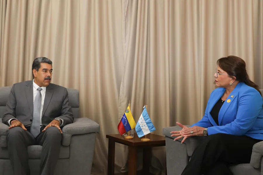 Impacto de la caída de Maduro: desafíos para el Partido LIBRE y nuevo escenario político en Honduras