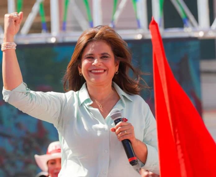 Fallos de Rixi Moncada que podrían debilitar su campaña presidencial