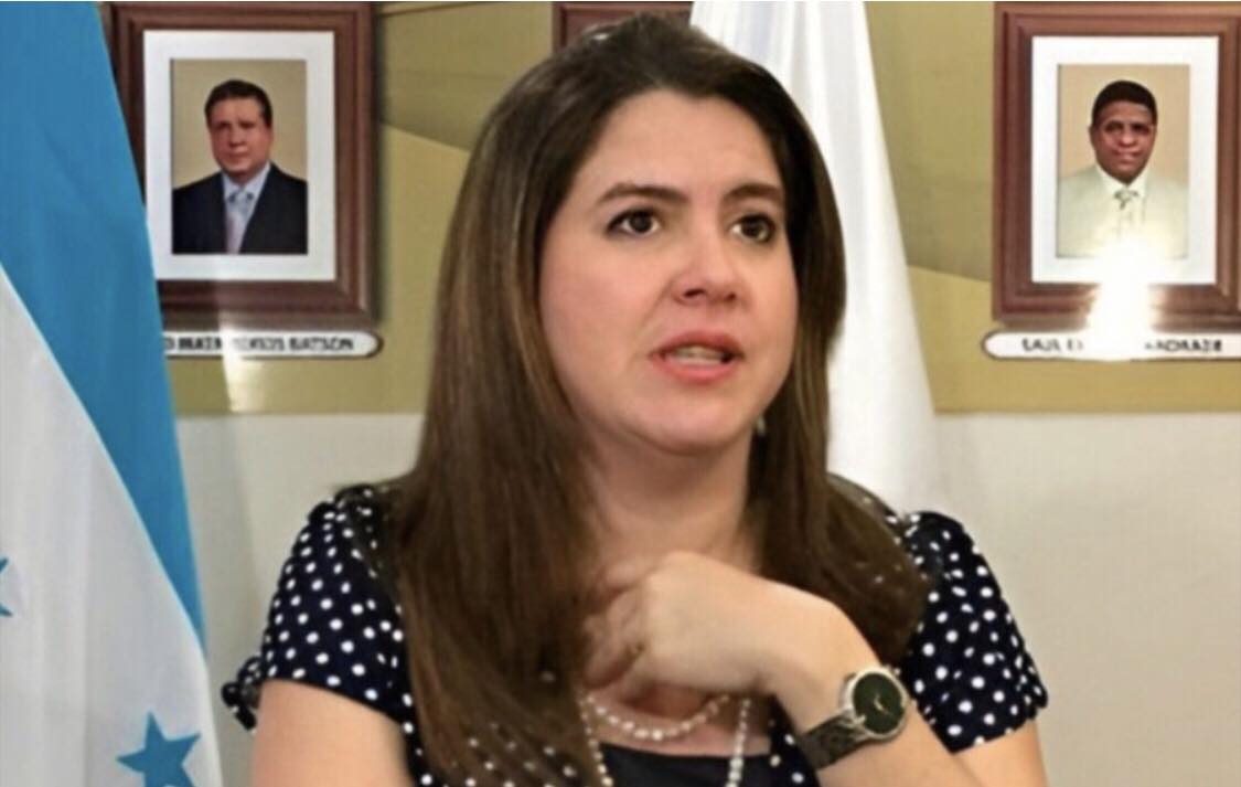 Posibles maniobras de fraude electoral en el CNE hondureño: opinión de expertos